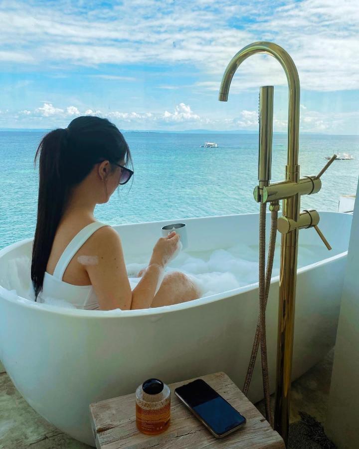 1000m² 18 slaapkamer, 20 privé badkamer Appartement in Mactan eiland Lapu-Lapu City Buitenkant foto